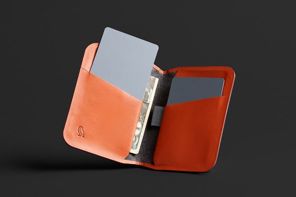 Bellroy Apex Slim Sleeve: The shaped fold and magnetic format differ from a soft billfold.
