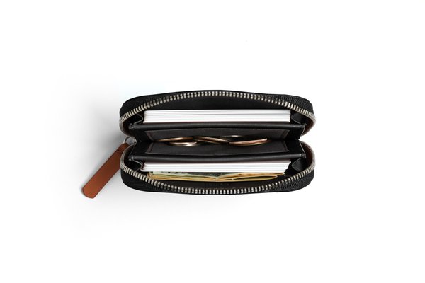 Bellroy Folio Mini: The open wallet has distinct storage areas.