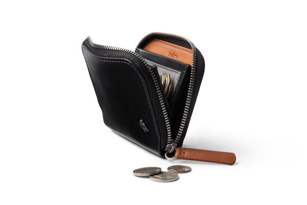 Bellroy Folio Mini: The coin section is separate from the main card storage.