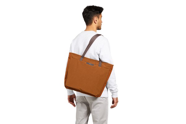 Bellroy Tokyo Tote: Shoulder-carry photograph illustrates proportion, not a fit guarantee.