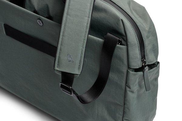 Bellroy Tokyo Work Bag: Close-up of the padded strap and attachment hardware.