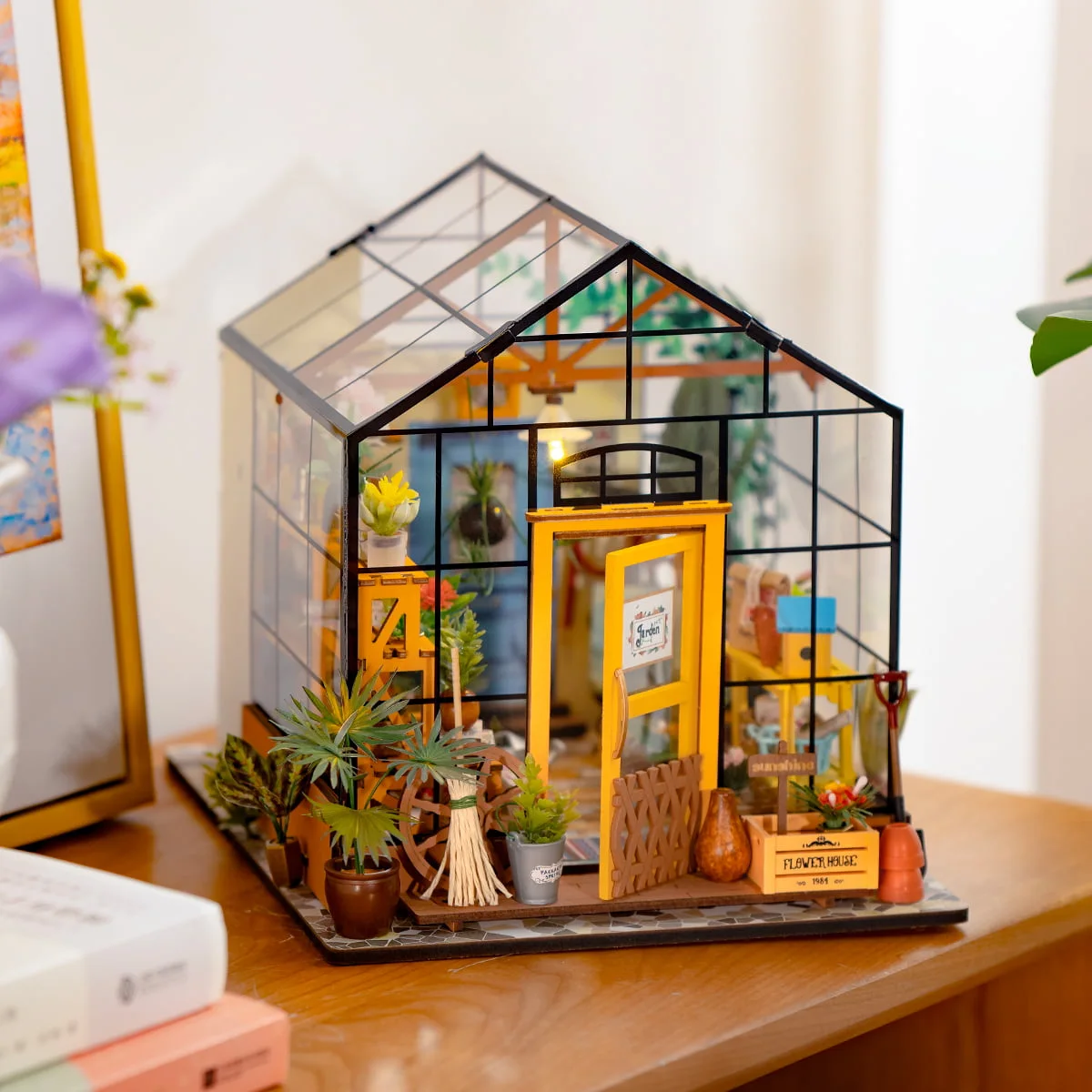 Rolife Cathy's Flower House DIY Miniature House DG104 — manufacturer detail 3
