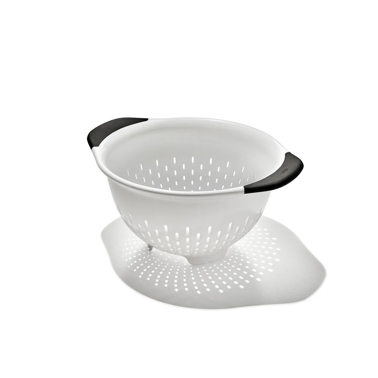 OXO Plastic Colander - 2.7L — product detail 2