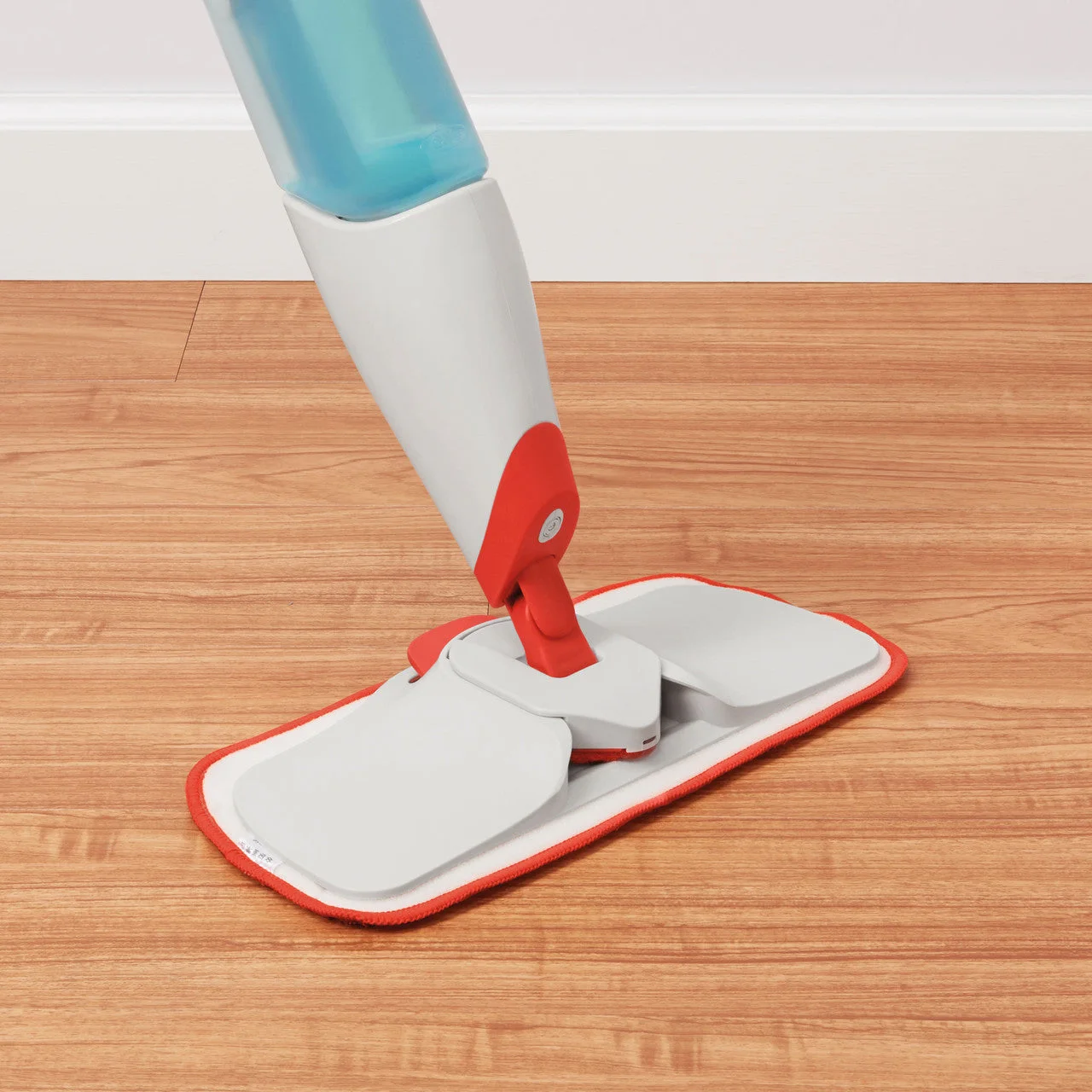 OXO Microfiber Spray Mop with Slide-Out Scrubber — product detail 2