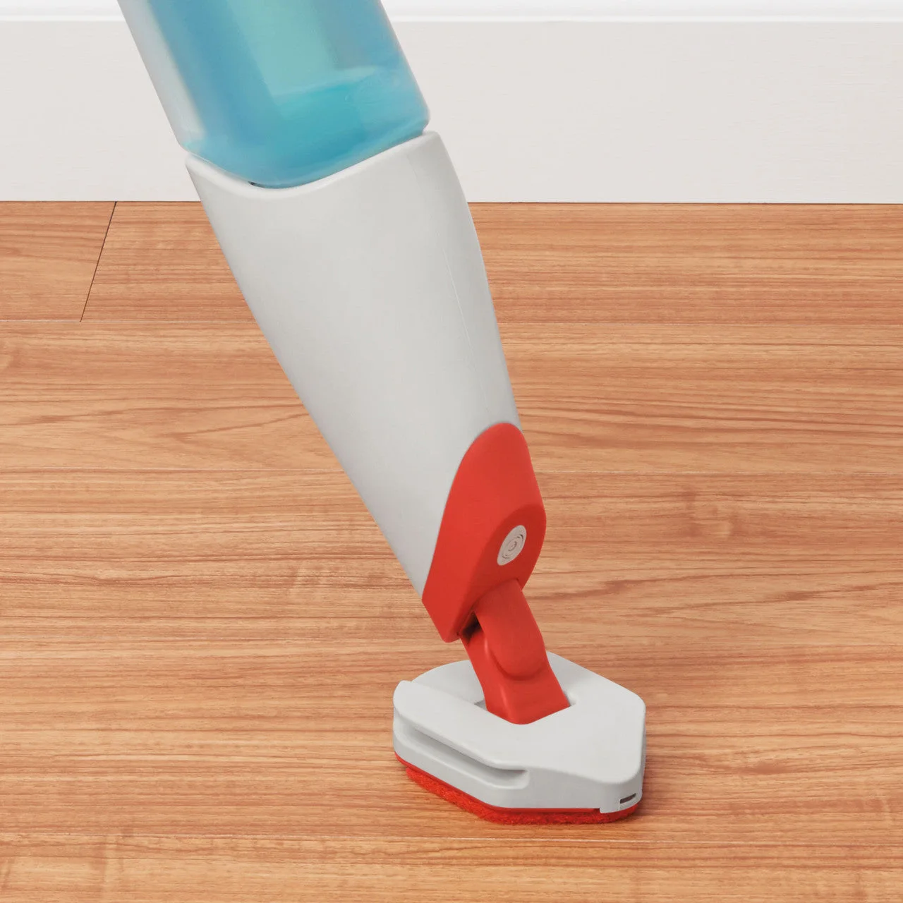 OXO Microfiber Spray Mop with Slide-Out Scrubber — product detail 3