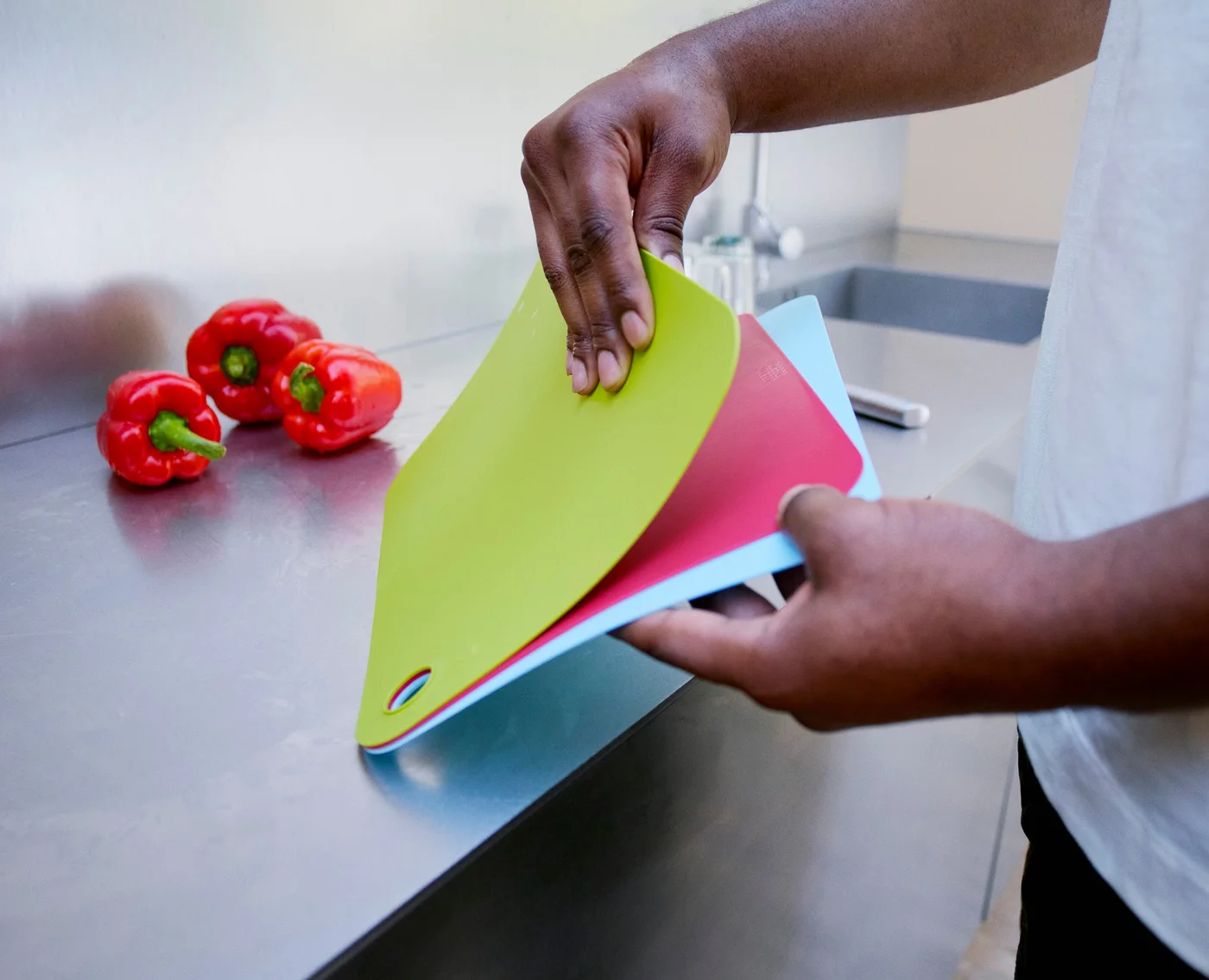 Joseph Joseph Pop™ 3-piece Multicolor Cutting Mat Set — product detail 4