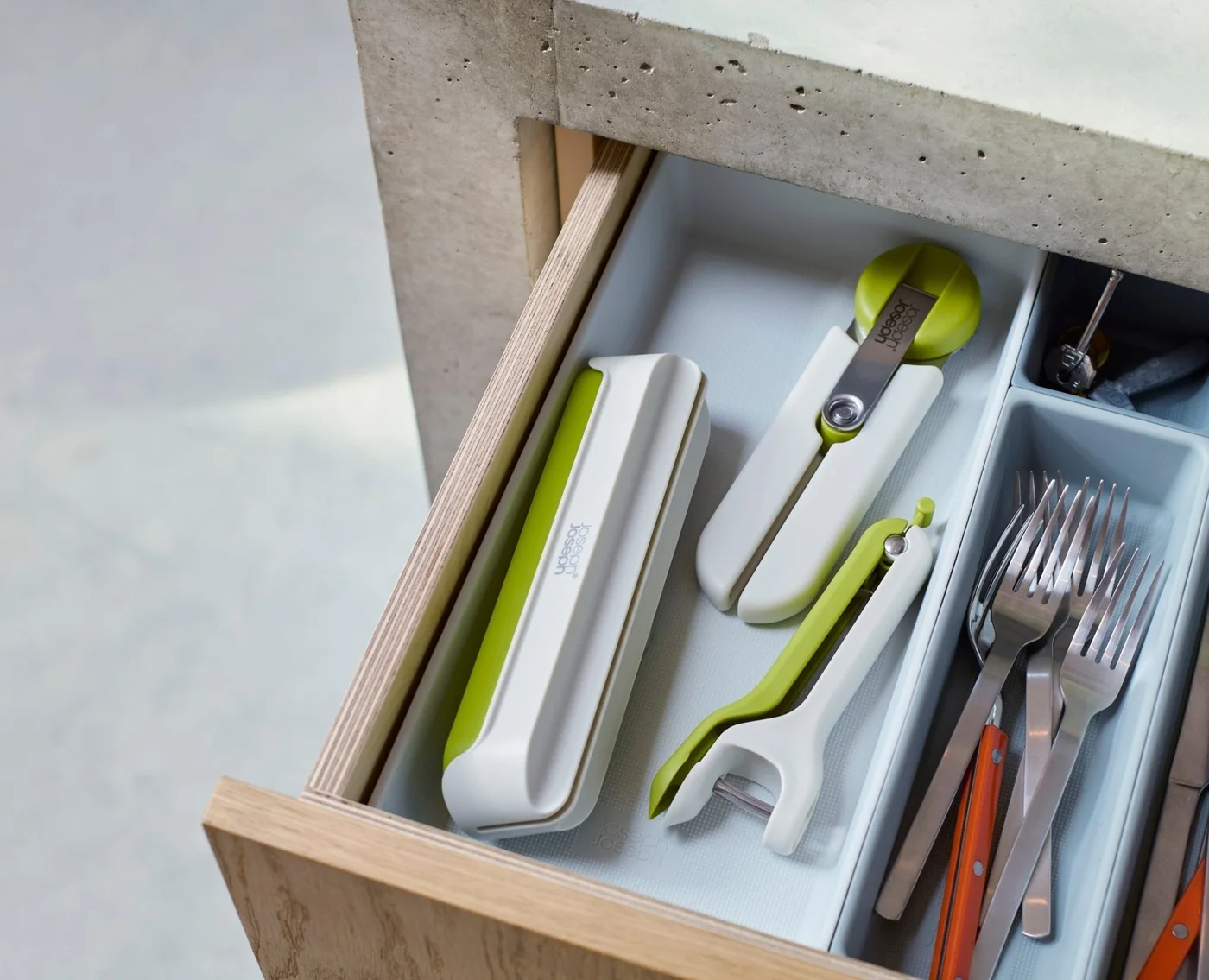 Joseph Joseph Halve-It™ Food Slicing Tool — product detail 5