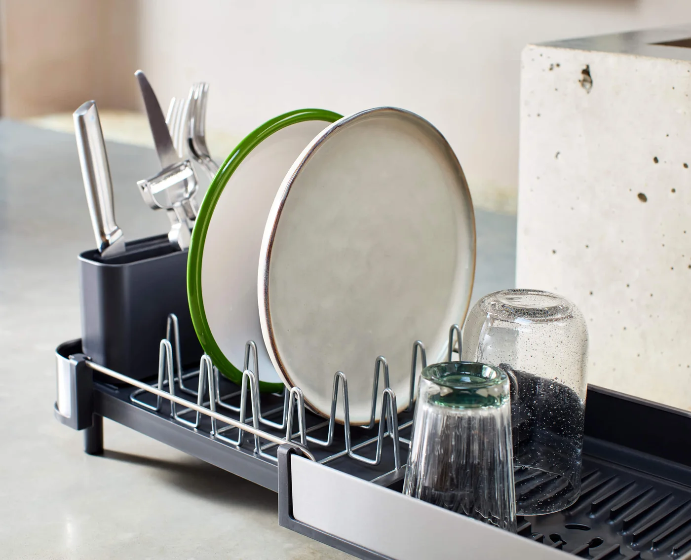 Joseph Joseph Extend™ Slim Steel Expandable Gray Dish Drainer — product detail 2