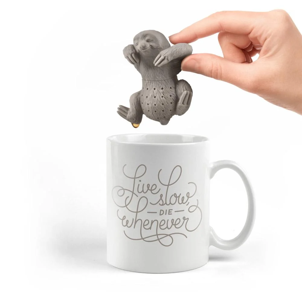Lift the infuser out carefully after steeping; both tea and silicone may be hot.
