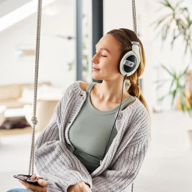 Manufacturer quiet-room listening reference, not our personal listening test.