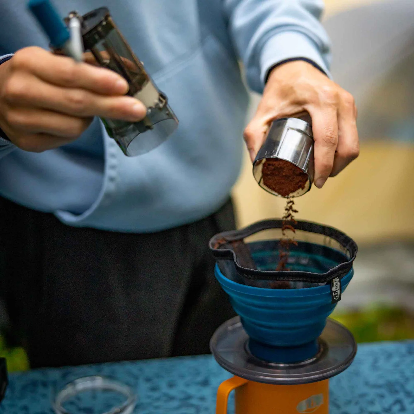Check a level, stable support before pouring hot water.