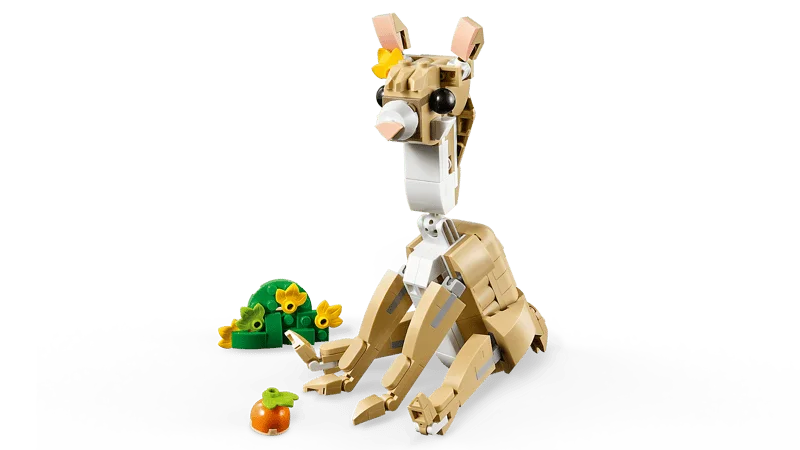 Alternative llama with its small grass scene; rebuilt from the same parts.