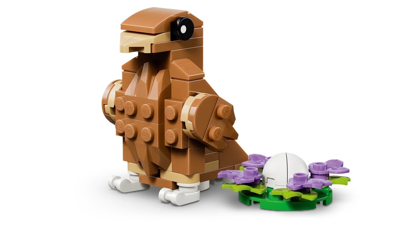 Alternative eagle build with nest and egg.