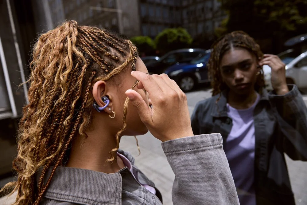 Representative Purple Soundgear Clips lifestyle image; not the selected Black color or our own test.