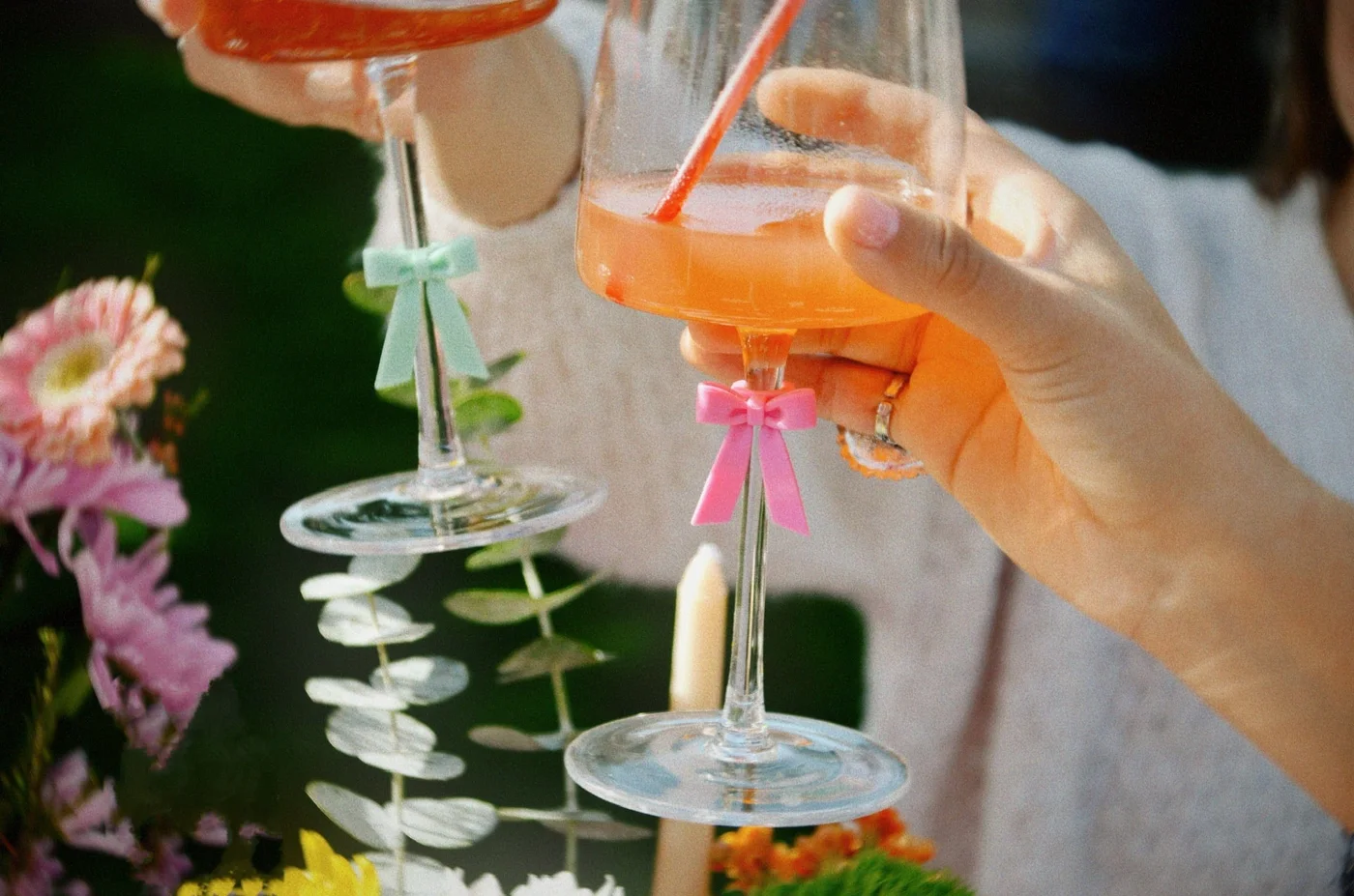 Tie One On Silicone Bow Drink Markers Six — manufacturer reference view 2