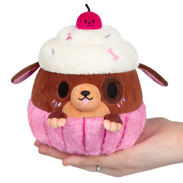 Snacker Chocolate Pupcake S1E1 Plush — manufacturer reference view 1