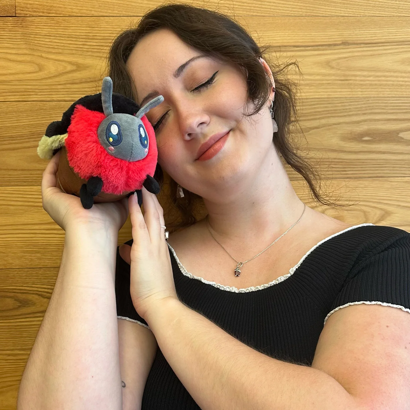 Snacker Firefly S1E4 Plush — manufacturer reference view 4