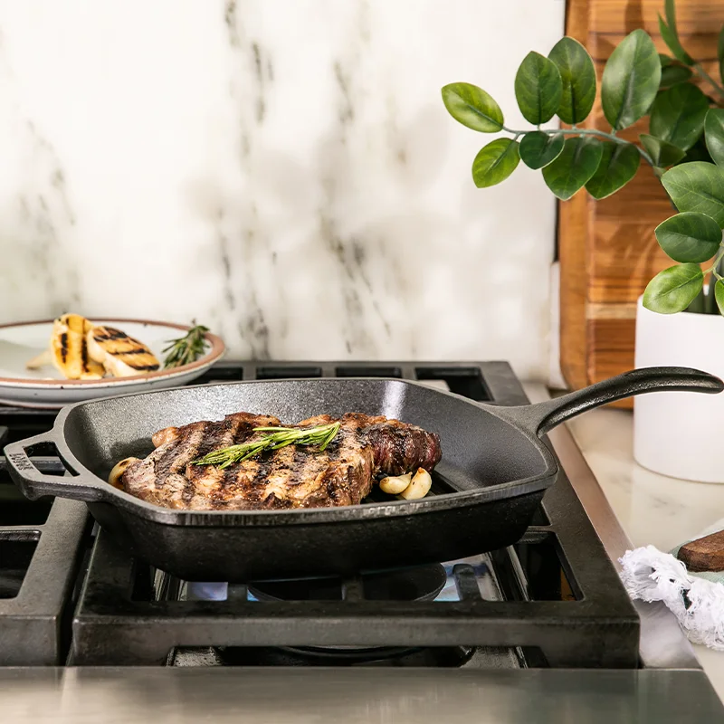 Manufacturer stovetop cooking scene, not a FINDWEAVE cooking test.