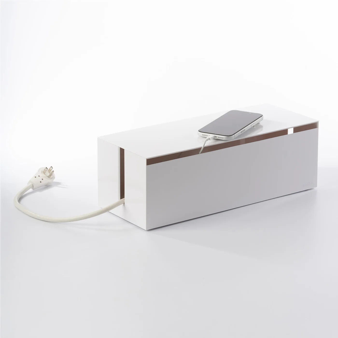Manufacturer cable-routing example; devices and power strip not included.