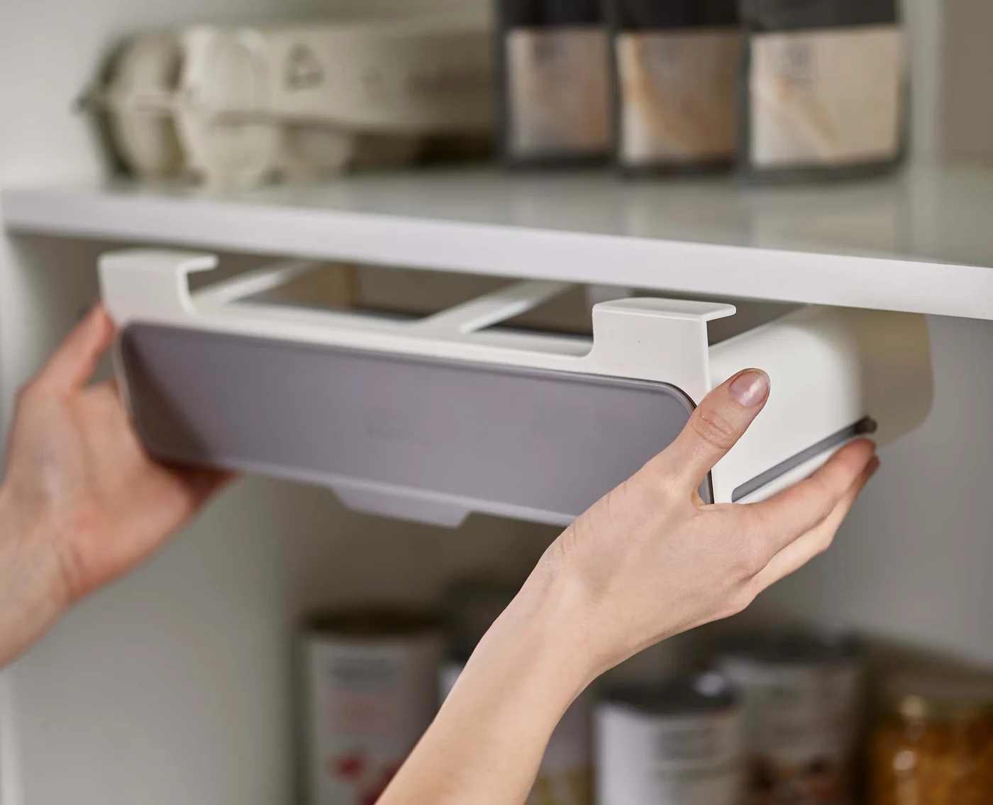The empty compartment and shelf mounting arrangement.