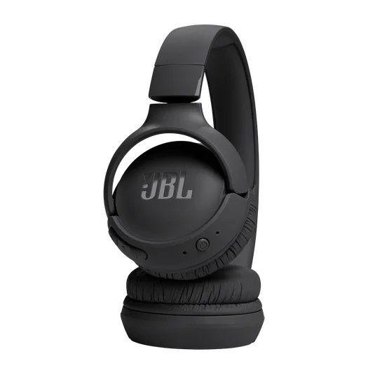 Physical earcup controls and charging connection.