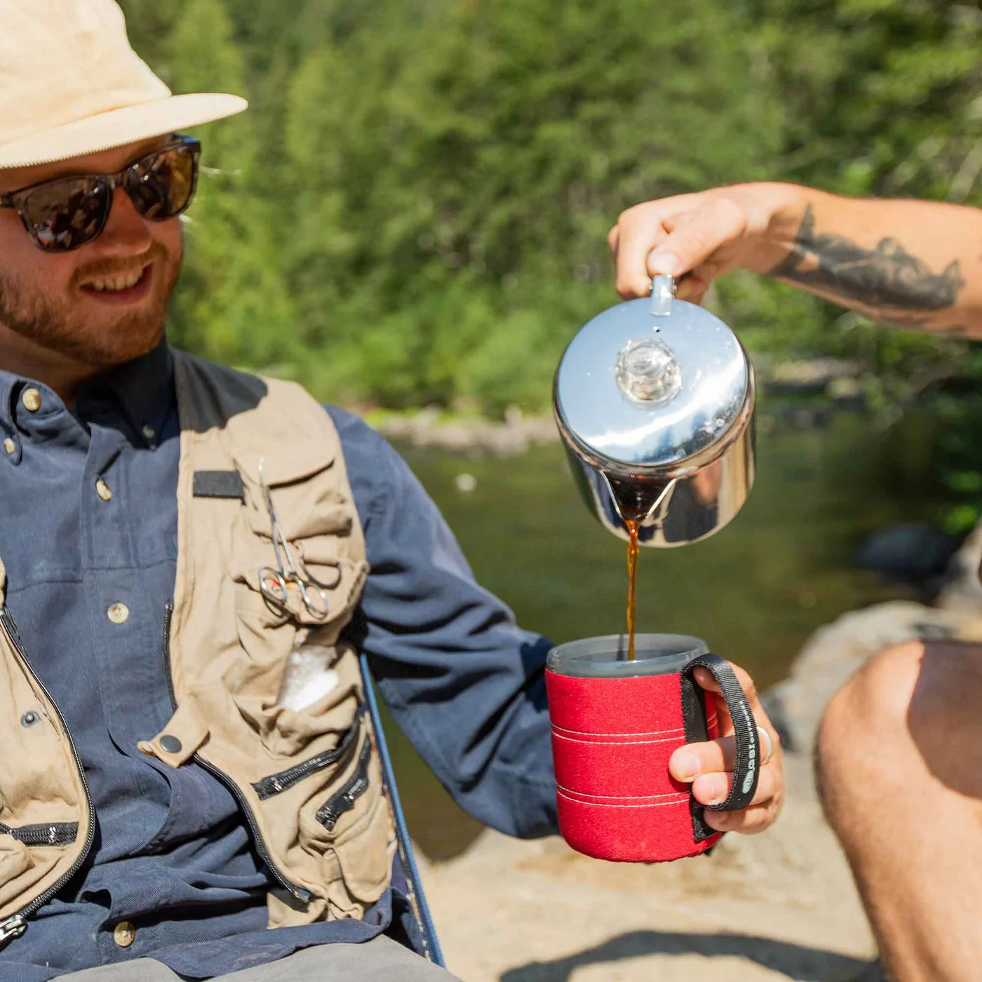 Red-series hot-drink reference with a separate kettle, not included.