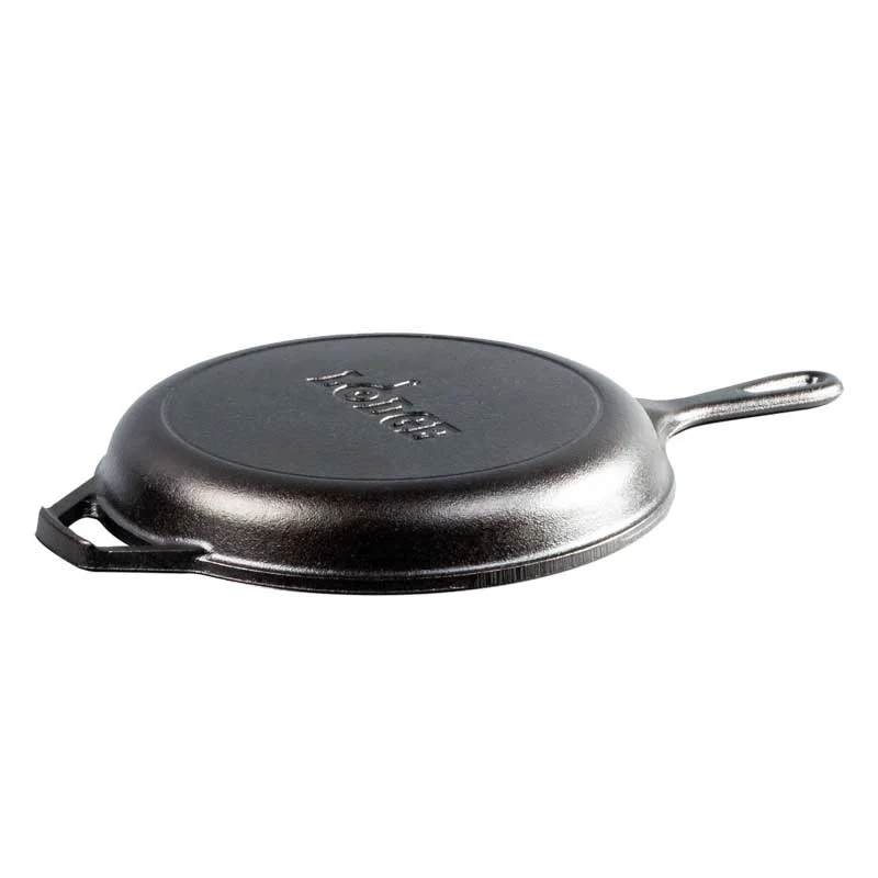 The shallow skillet closes the cooker when placed over the deeper half.