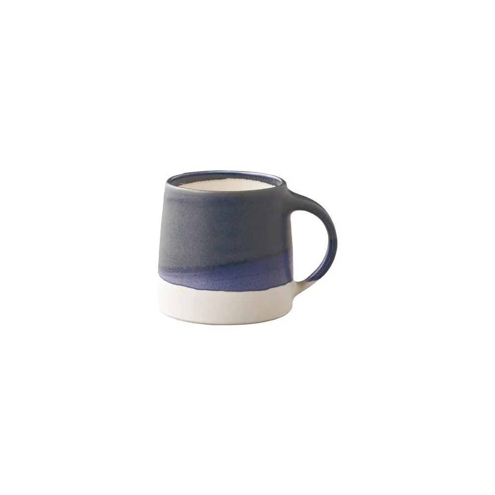 The selected 320 ml SCS-S03 mug in navy and white, model 20756.