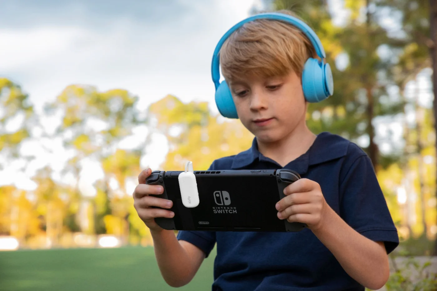 Game-device listening example; connection and audio delay should be checked.