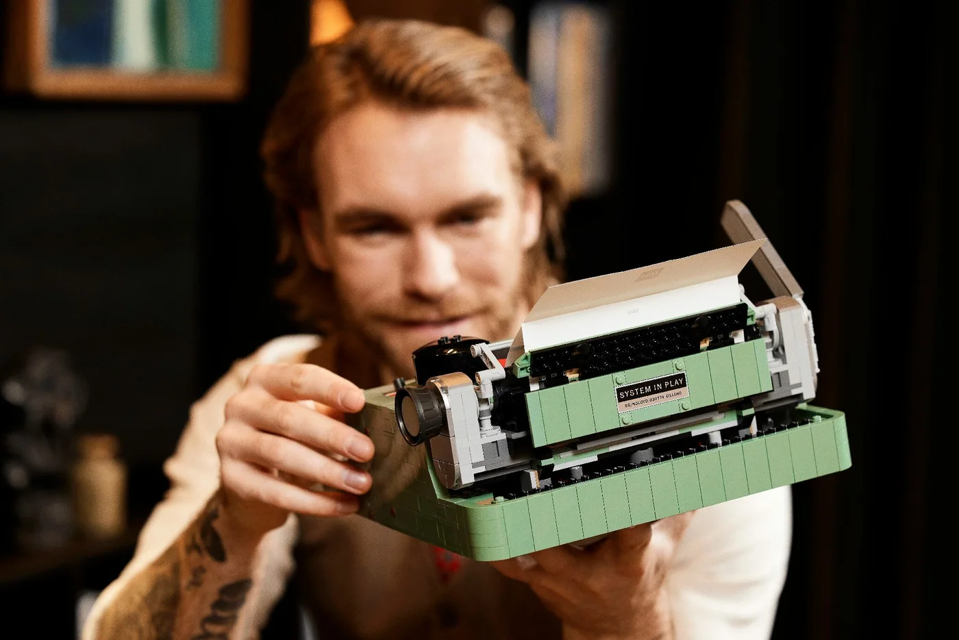 Rear of the model being examined in a manufacturer reference scene.