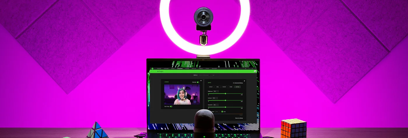 Manufacturer illustration of a streaming setup and settings; monitor and accessories are separate.