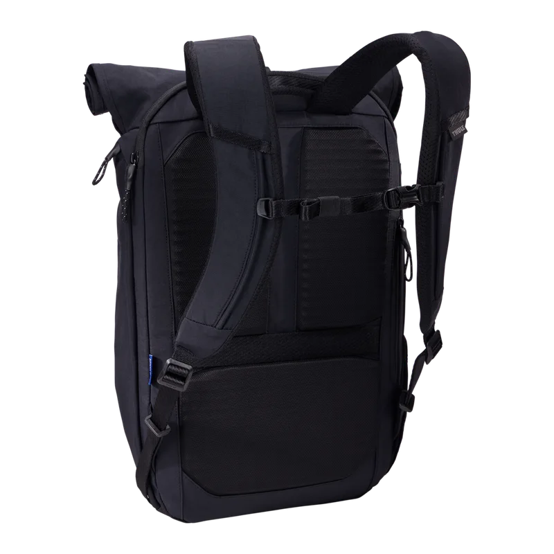 Rear view of the shoulder straps and back panel.