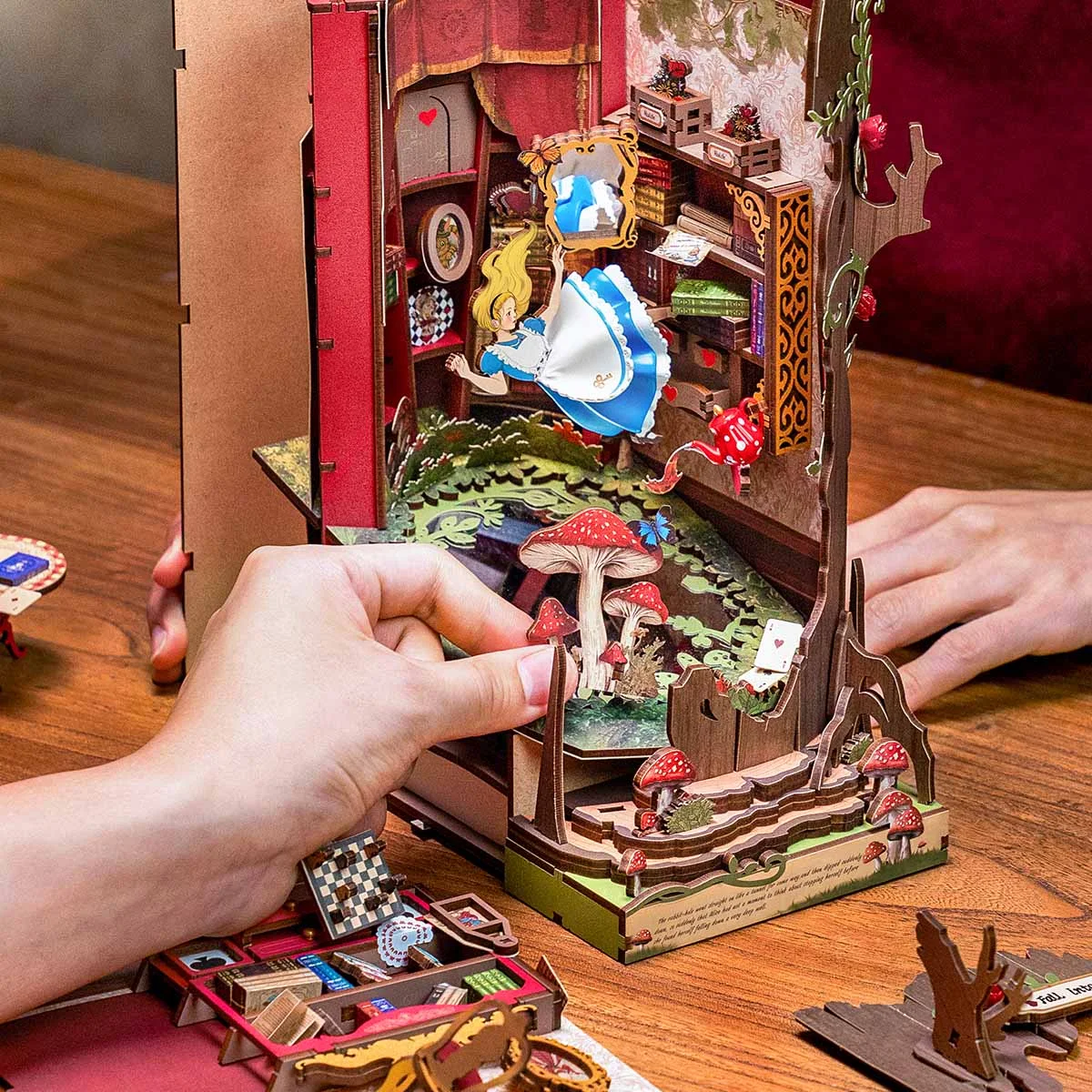 Manufacturer assembly photograph, not our own hands-on test