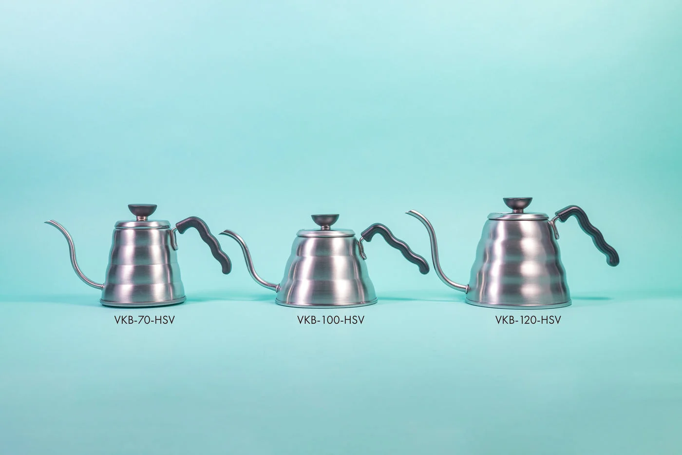 Buono family lineup with several capacities; the selected model is 1.2L nominal and 800ml practical.