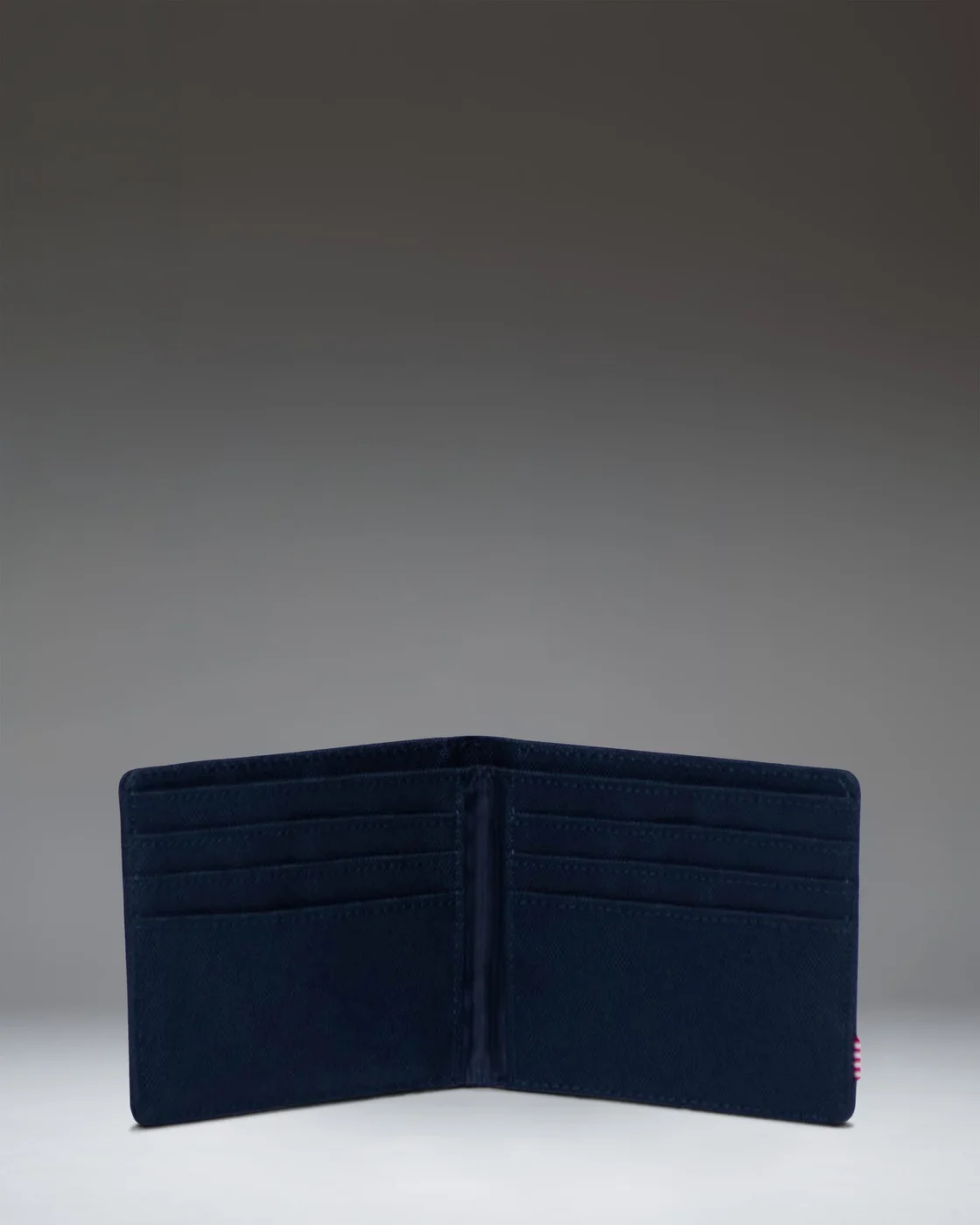 Roy bifold and six card slots shown in Navy; structural reference, not the selected colour.
