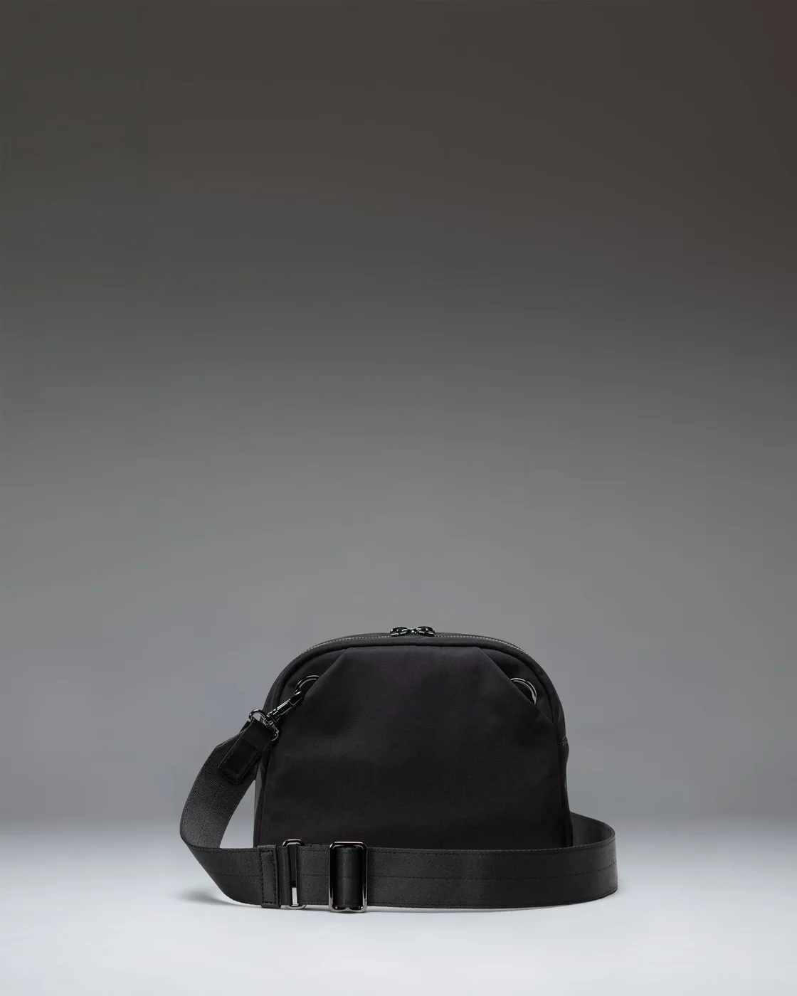 Thalia rear view and adjustable crossbody strap.