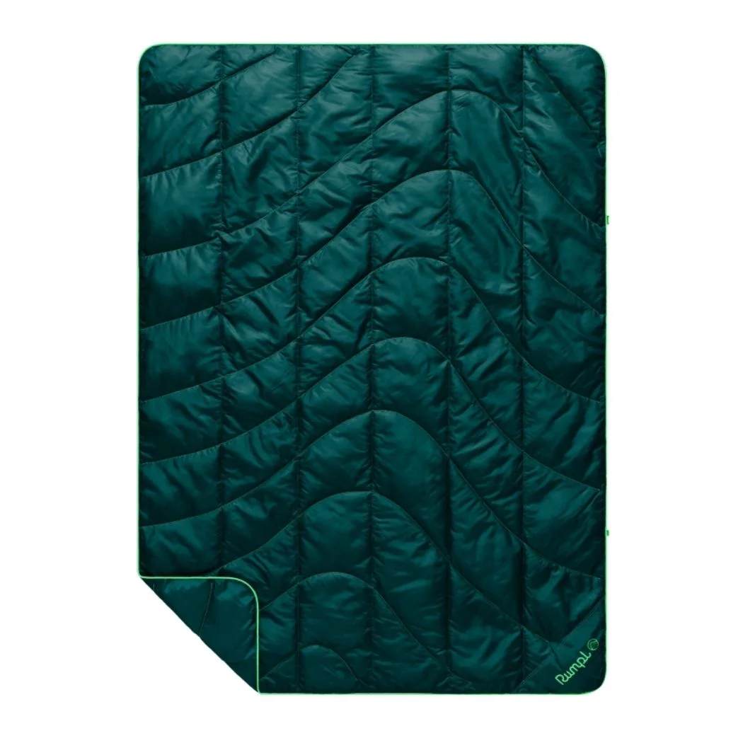 Selected Sea Moss Travel Puffy blanket.