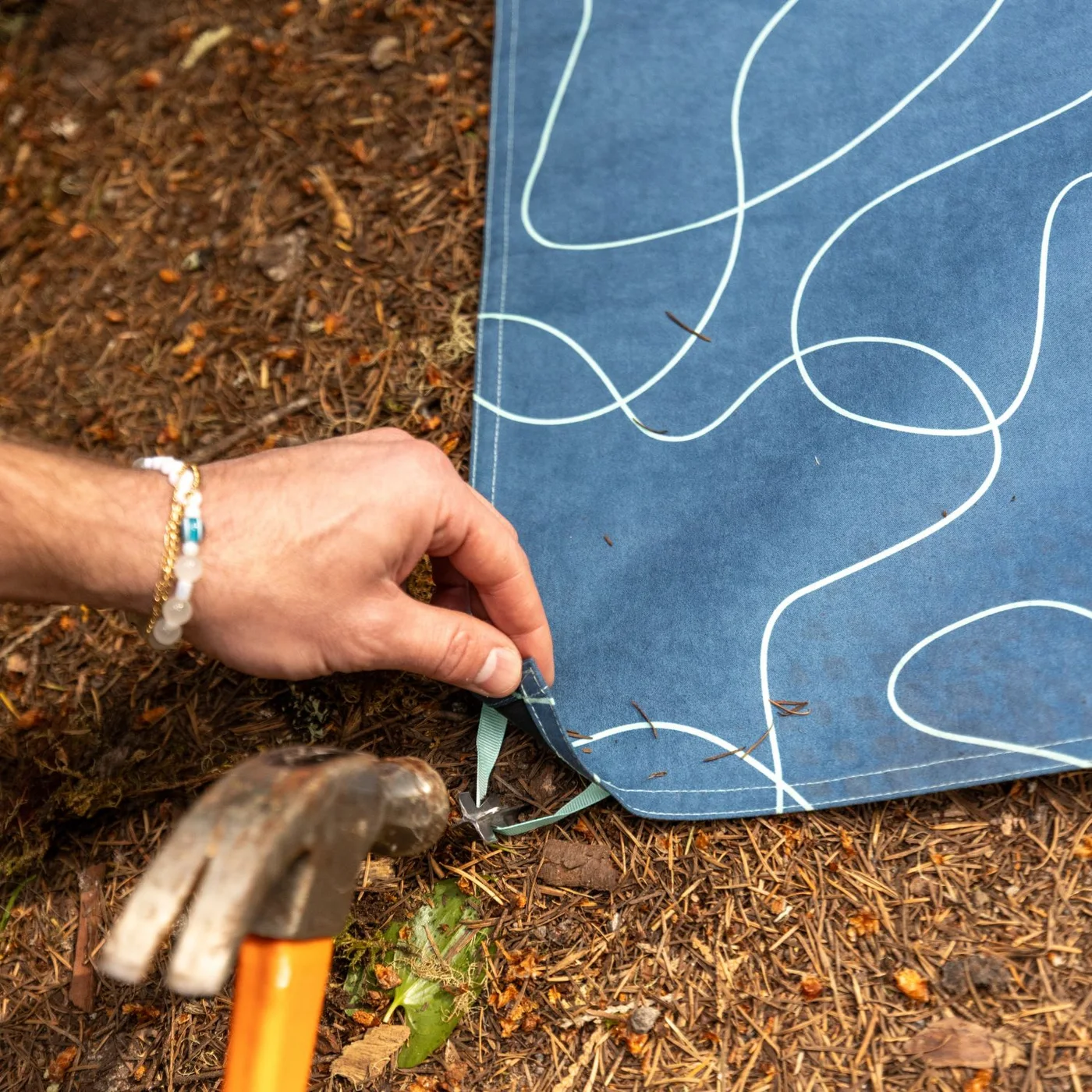 Corner staking loop detail.