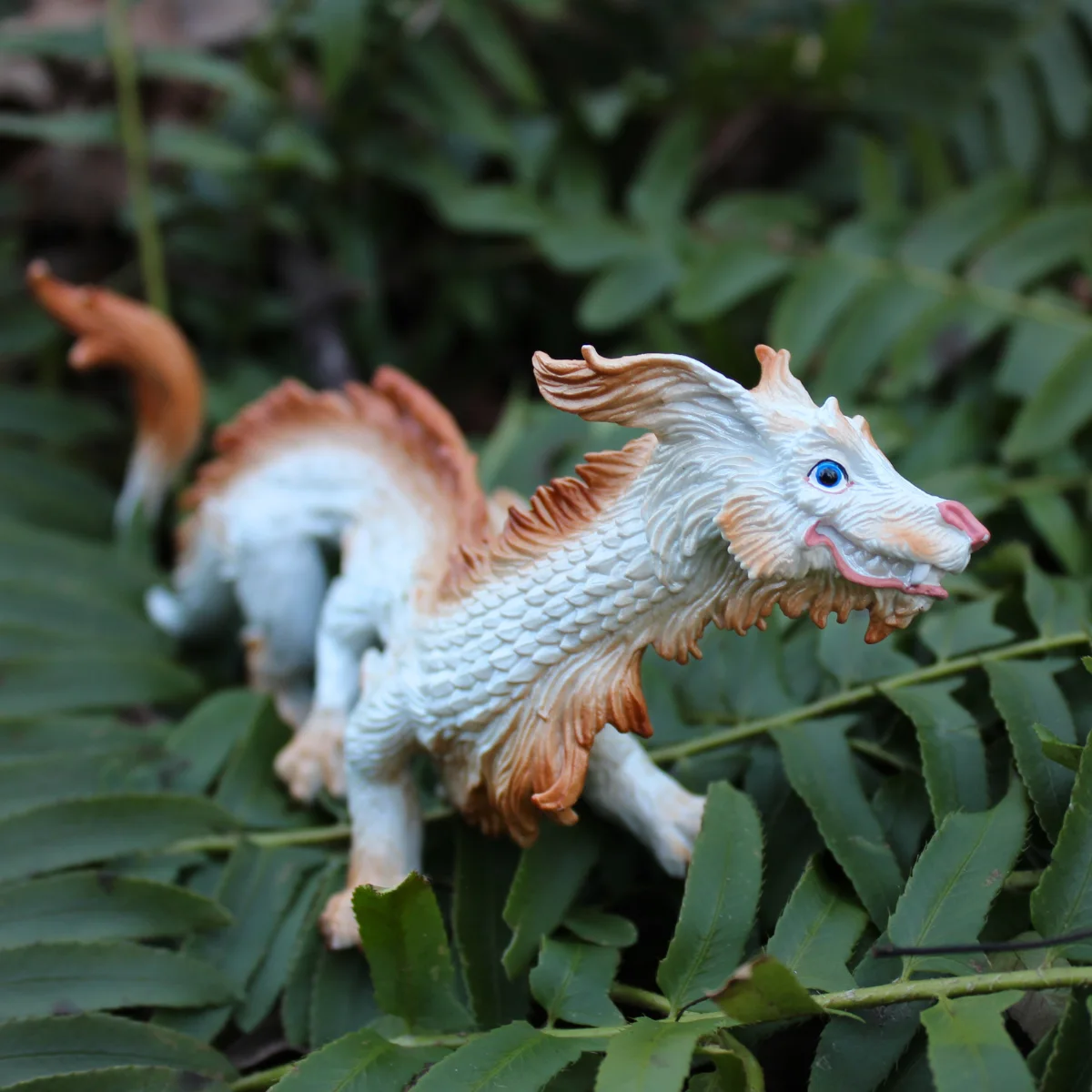 Good Luck Dragon Figure 10122 — manufacturer reference view 6 — scene props not included