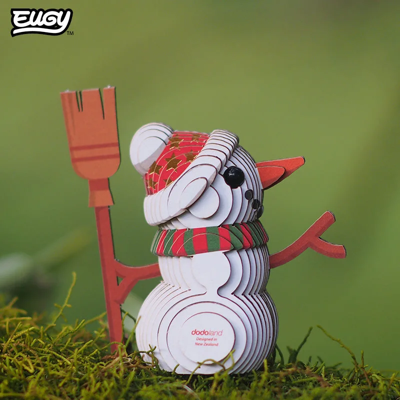 Snowman 056 32 Piece Paper Craft Kit — manufacturer reference view 7 — assembled reference model; supplied as a kit