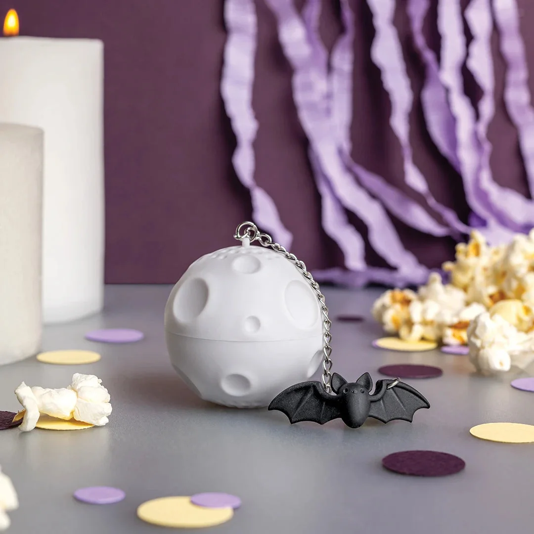 Moonlit Bat and Moon Tea Infuser OT1479 — manufacturer reference view 3