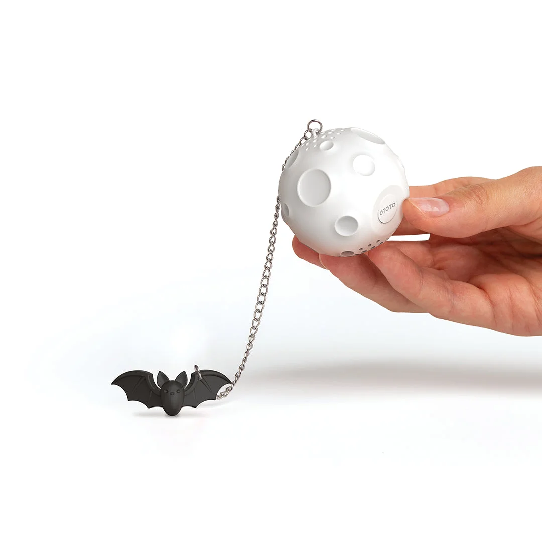 Moonlit Bat and Moon Tea Infuser OT1479 — manufacturer reference view 5