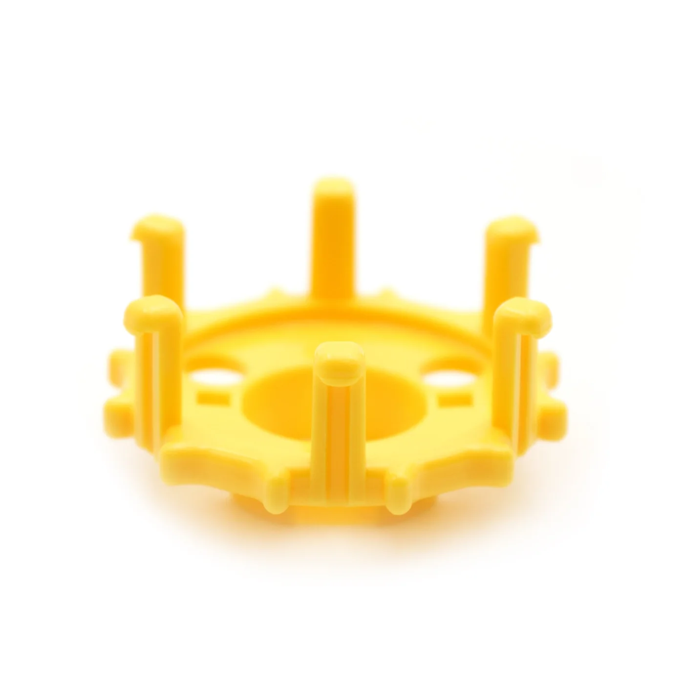 Wonder Knitter three-pin head detail — manufacturer reference