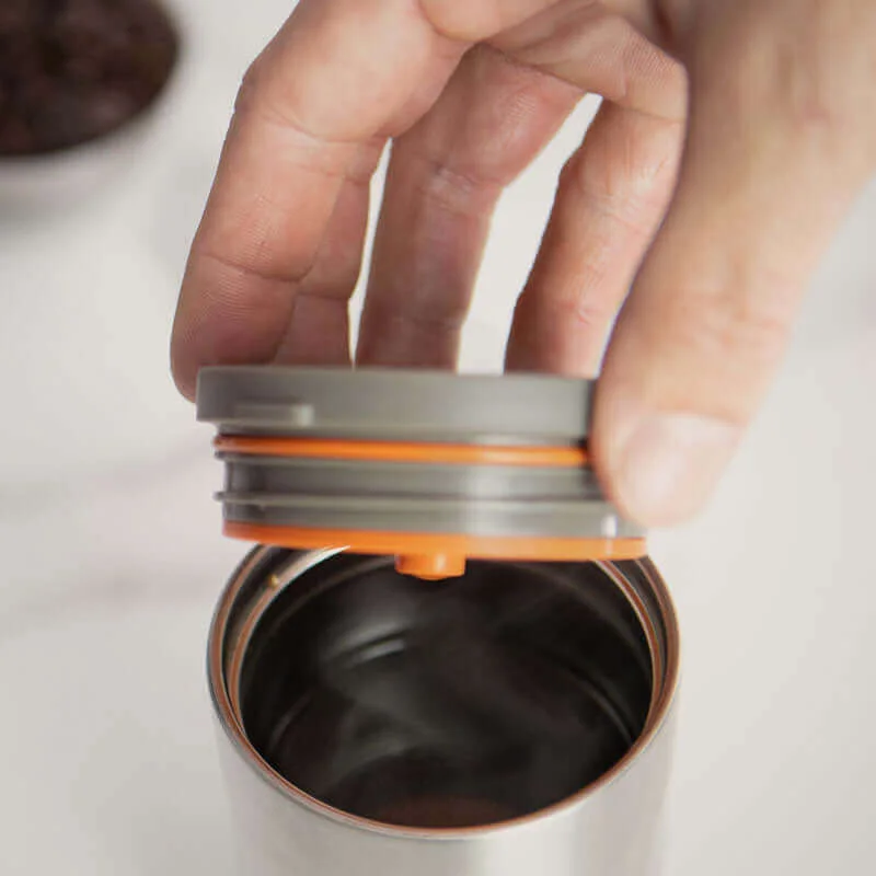 Manufacturer lid placement demonstration
