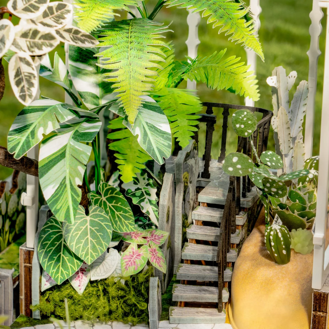 Oxygen Oasis Miniature Greenhouse DH102 — manufacturer gallery view 7