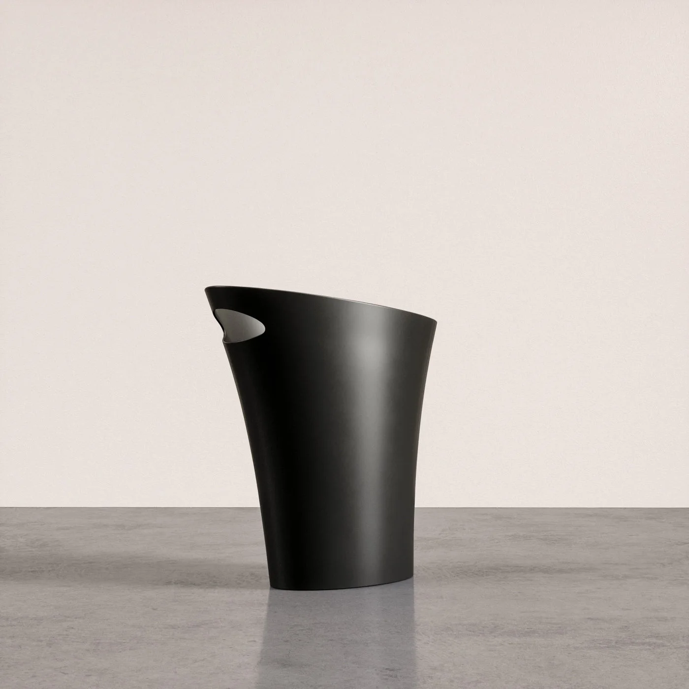 black bin side profile — manufacturer reference